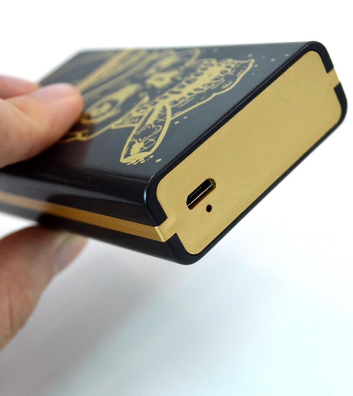 Portable Cigarette Box with Rechargeable Lighter